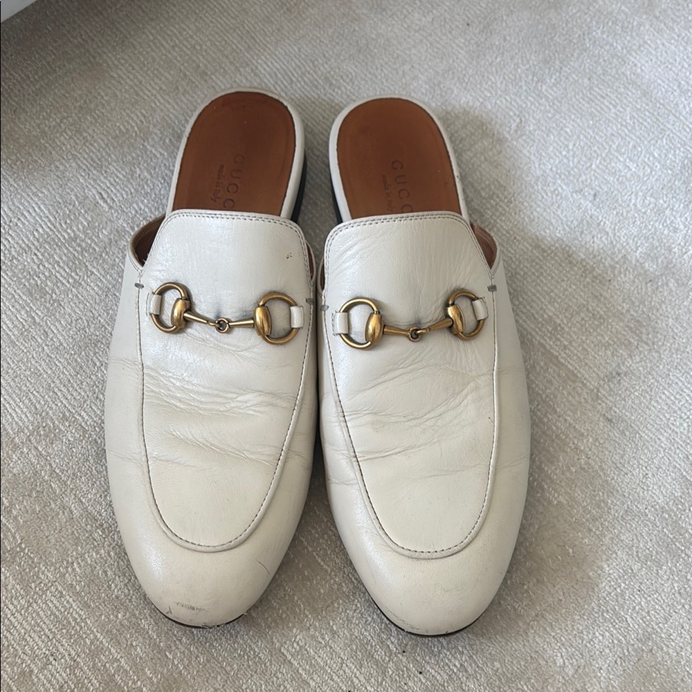 Gucci Cream Leather Loafers with Gold hw. 36.5